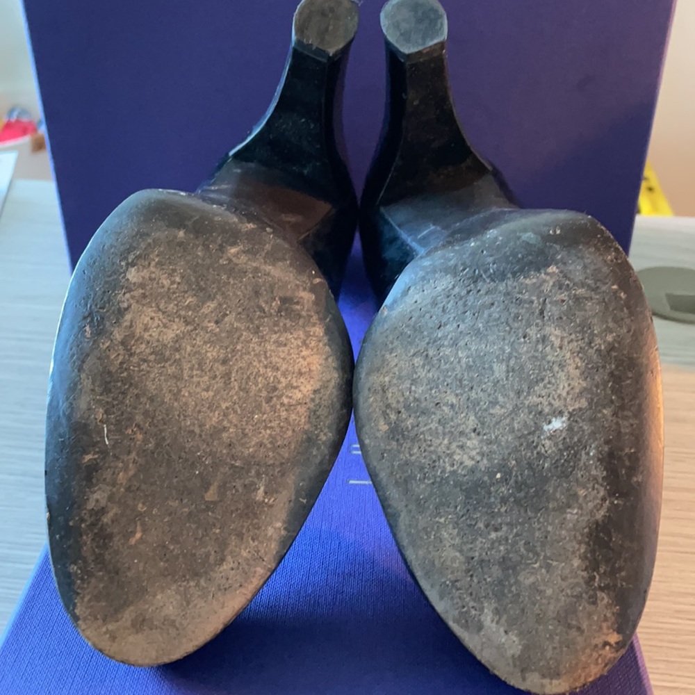 Stuart Weitzman Patent Round Toe Pump - image 4